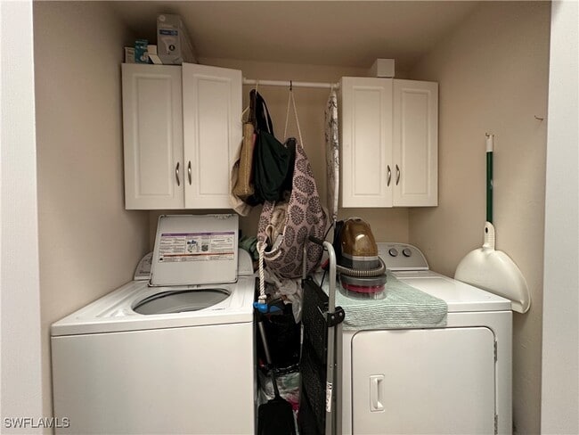 1315 Naples Lake Dr in Naples, FL - Building Photo - Building Photo