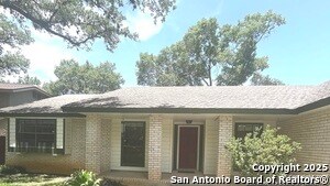 2807 Bee Cave St in San Antonio, TX - Building Photo - Building Photo