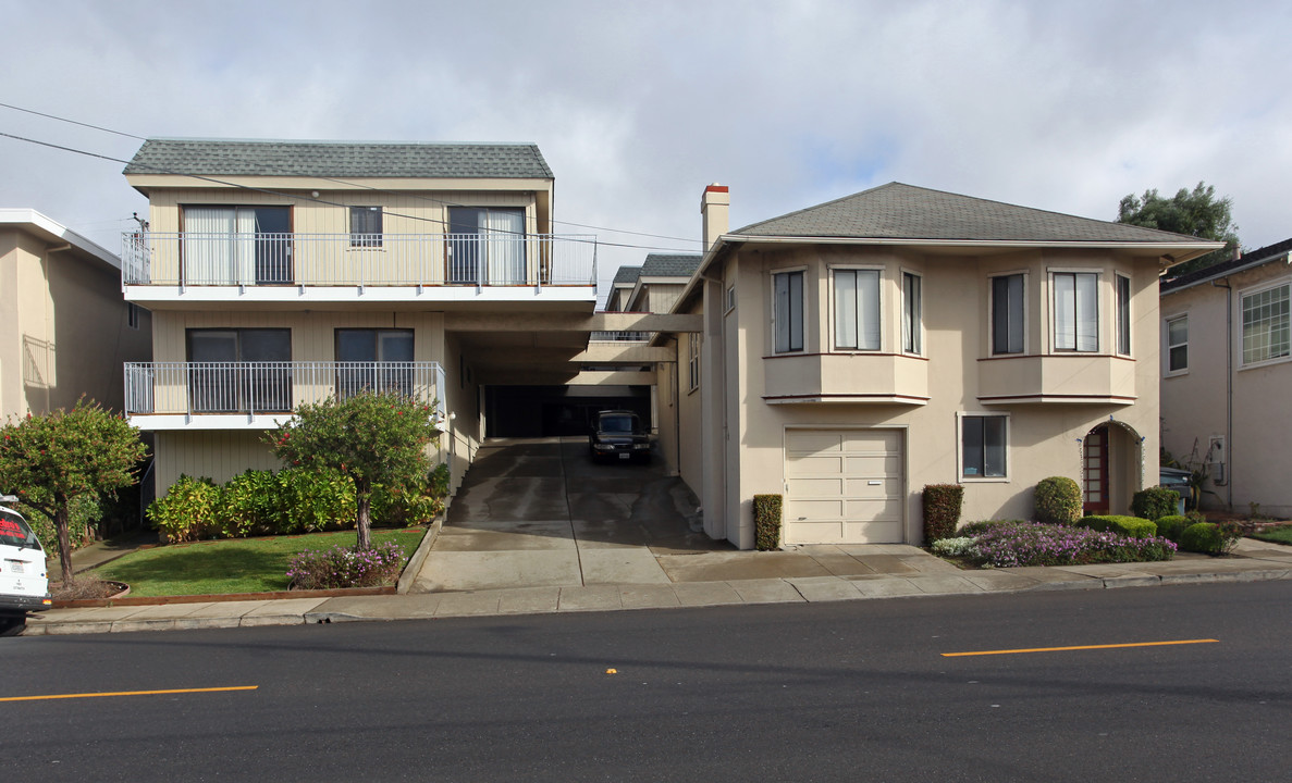 1020 Grand Ave in South San Francisco, CA - Building Photo