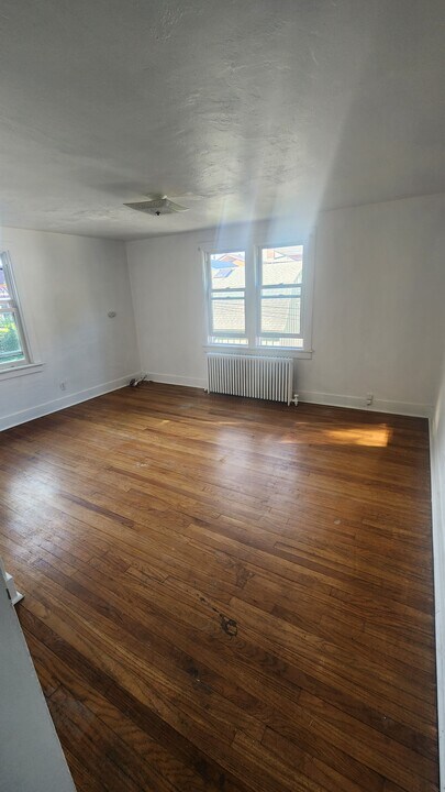 33 Day St, Unit 10 in Fredonia, NY - Foto de edificio