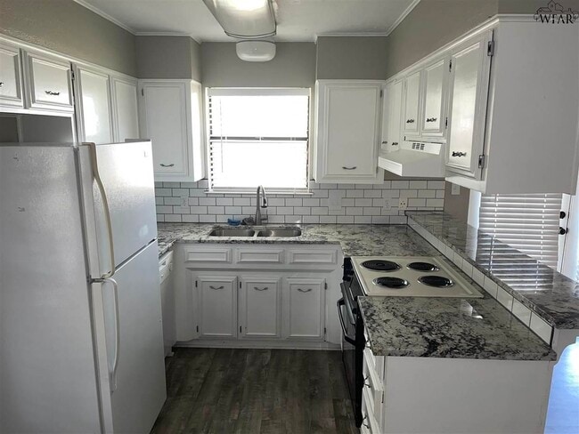 5405 Hooper Dr in Wichita Falls, TX - Foto de edificio - Building Photo