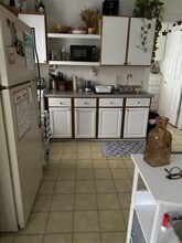 723 Lawrence St - Kerrytown/Walk to UM Campus in Ann Arbor, MI - Building Photo - Building Photo