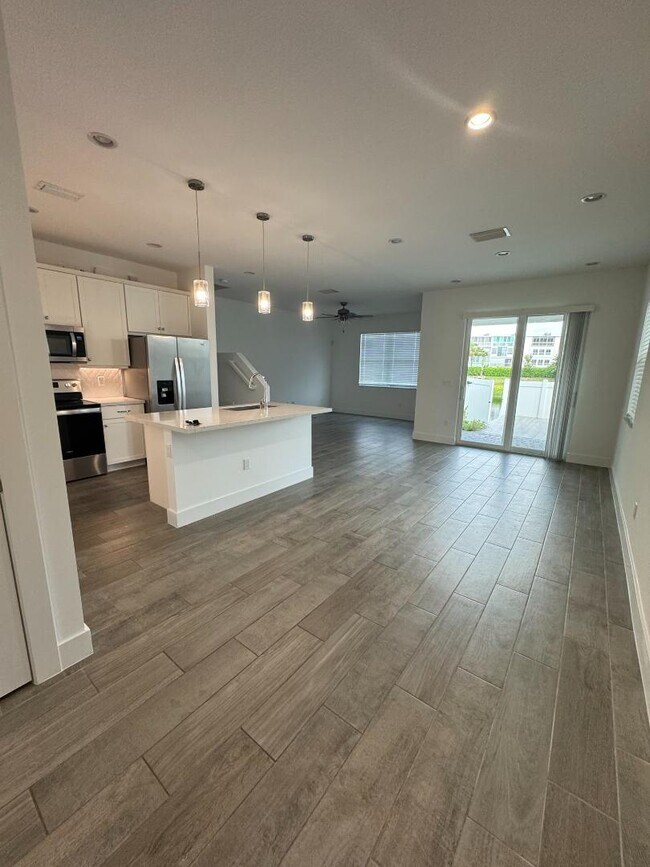 631 Parsons Wy in Deerfield Beach, FL - Building Photo - Building Photo