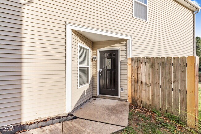 6666 Black Antler Cir in Indianapolis, IN - Building Photo - Building Photo