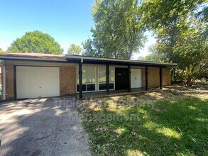 3165 St Catherine St in Florissant, MO - Building Photo - Building Photo