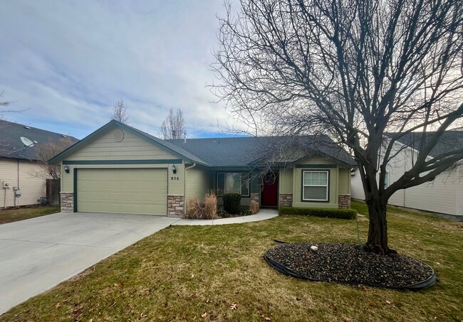 856 S Spoonbill Ave in Meridian, ID - Building Photo - Building Photo