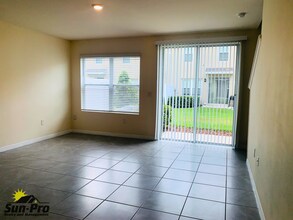 54 Bella Oaks Dr in Port Orange, FL - Building Photo - Building Photo