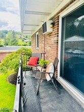 5011 Nob Hill Dr in Chagrin Falls, OH - Building Photo - Building Photo
