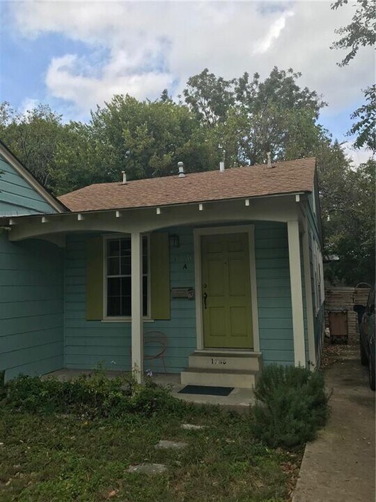1706 W 34th St in Austin, TX - Building Photo