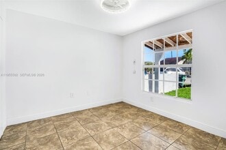 19021 NW 45th Ave in Miami Gardens, FL - Building Photo - Building Photo