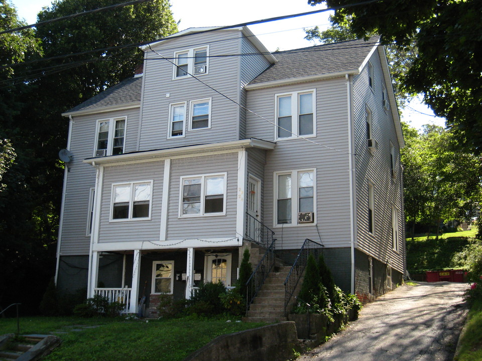 26 Linden Ave in Ossining, NY - Building Photo