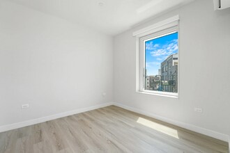 650 N May St in Chicago, IL - Building Photo - Building Photo