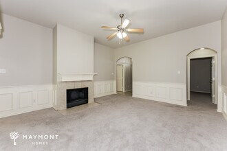 722 Mr Haney Dr in Midlothian, TX - Building Photo - Building Photo