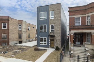 6227 St. Lawrence in Chicago, IL - Foto de edificio - Building Photo