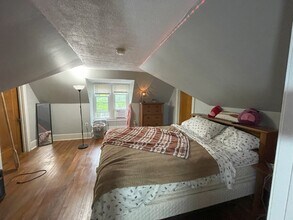 1332 Broad Blvd, Unit # 2 in Cuyahoga Falls, OH - Building Photo - Building Photo