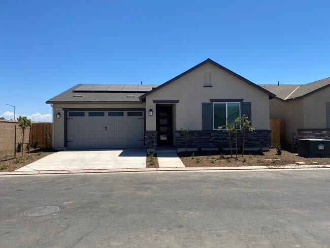 property at 1926 N Carriage Ave