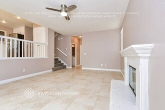 2264 Black Pine Dr in Las Vegas, NV - Foto de edificio - Building Photo