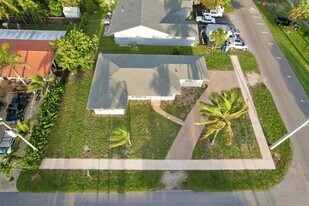 231 NE 16th Ave in Pompano Beach, FL - Building Photo
