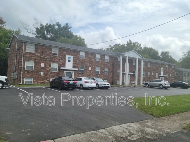 3517 Georgetown Pl in Louisville, KY - Building Photo - Building Photo