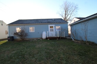 15 Browning Terrace in Kingston, NY - Foto de edificio - Building Photo