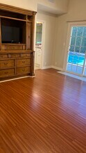 16255 Dickens St in Encino, CA - Building Photo - Building Photo