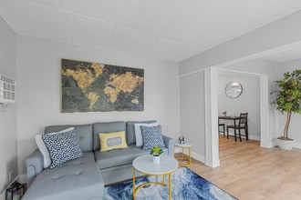 231 Murray St SE in Kentwood, MI - Building Photo - Building Photo