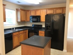 360 Northside Dr in Athens, GA - Building Photo - Building Photo