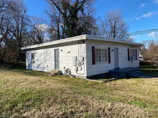 203 Morgan Pl in High Point, NC - Building Photo - Building Photo