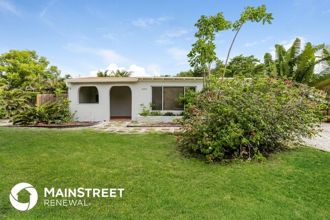 property at 2200 SW 5th St