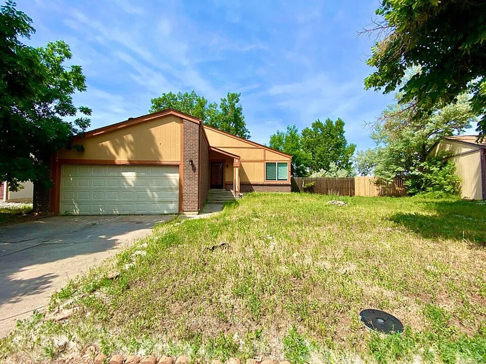 4417 S Eagle Cir in Aurora, CO - Building Photo