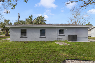 2441 Church St in Sanford, FL - Building Photo - Building Photo