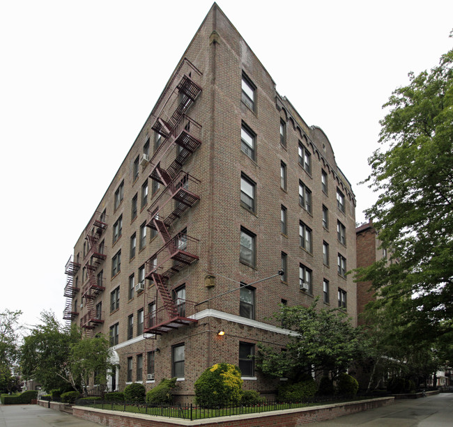 8814 Bay Parkway in Brooklyn, NY - Building Photo - Building Photo