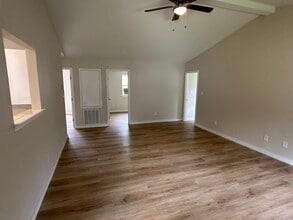 216 Spring Branch Dr in Benton, AR - Building Photo - Building Photo