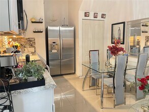 27563 SW 139th Pl in Homestead, FL - Building Photo - Building Photo