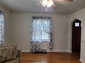 803 E 36th St in Erie, PA - Building Photo - Building Photo