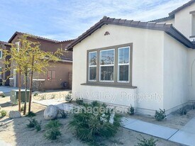 130 Via Palermo in Cathedral City, CA - Building Photo