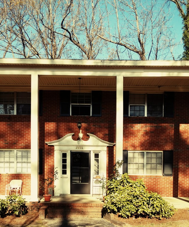 Woodlea Apartments in Fayetteville, NC - Building Photo - Building Photo