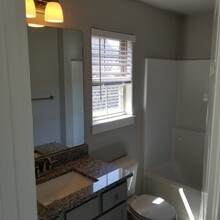 2383 W Houston St in Fayetteville, AR - Building Photo - Building Photo
