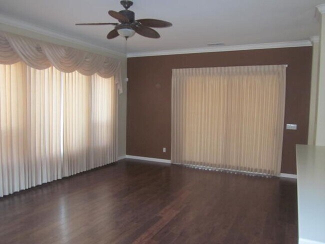 property at 1750 Bella Terra Dr