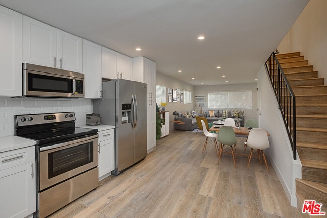 4320 Finley Ave in Los Angeles, CA - Building Photo - Building Photo