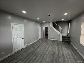 6324 Montrose St in Detroit, MI - Building Photo - Building Photo
