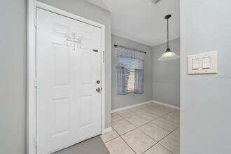 2017 Caribbean Dr S in Kissimmee, FL - Building Photo - Building Photo