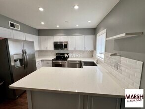 6418 S Stanley Pl in Tempe, AZ - Building Photo - Building Photo