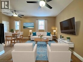 221 Ahrens St W in Kitchener, ON - Building Photo