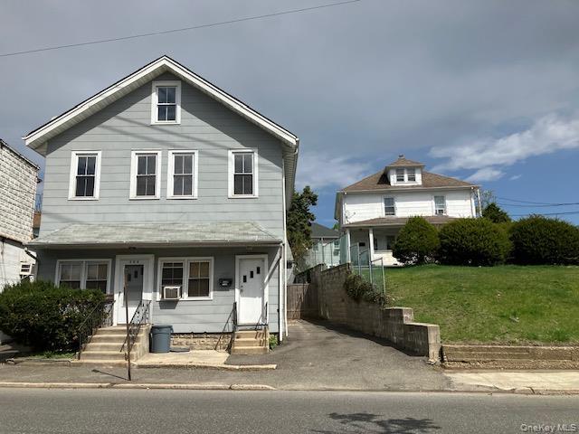 property at 226 Glen Cove Ave