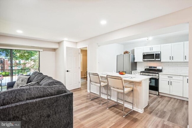820 Quince Orchard Blvd in Gaithersburg, MD - Building Photo - Building Photo