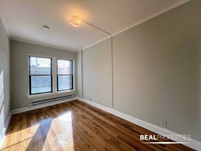 4614 N Paulina St in Chicago, IL - Foto de edificio - Building Photo