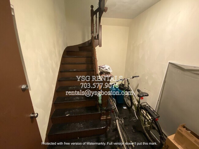 4 Romar Ter, Unit 2 in Boston, MA - Building Photo - Building Photo