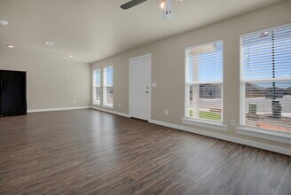 402 E 30th St in Wolfforth, TX - Building Photo - Building Photo