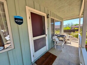 100 Fairfax Ct in Vallejo, CA - Building Photo - Building Photo